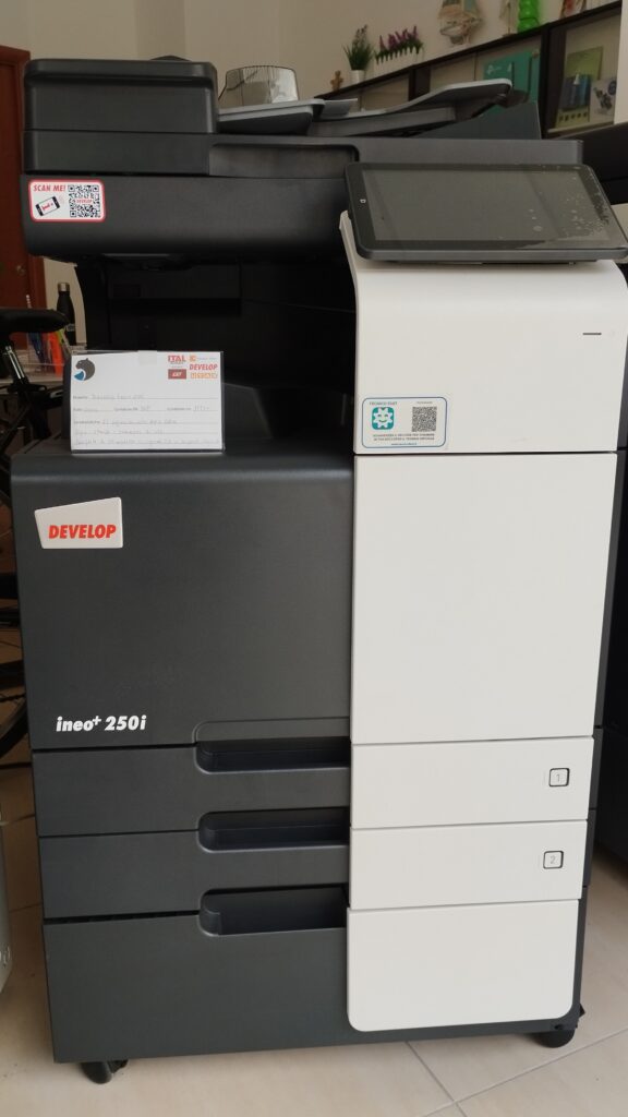 Multifunzione a colori Develop Ineo+ 250i - Fotocopiatrice a colori - Stampante a colori- Scanner a colori- 22 copie/minuto - 2 Cassetti - Alimentatore di originali - Supporto Originale