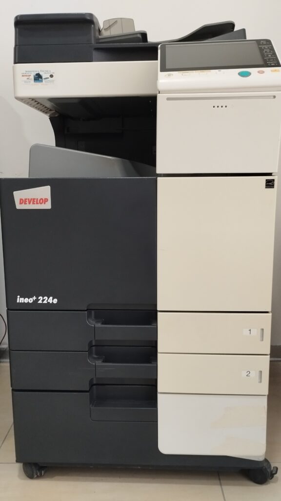 Multifunzione a colori Develop Ineo+ 224e - Fotocopiatrice a colori - Stampante a colori- Scanner a colori- 22 copie/minuto - 2 Cassetti - Alimentatore di originali - Supporto Originale
